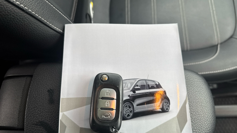 Smart EQ forfour hatchback 60kW EQ Exclusive 17kWh 5dr Auto [22kWch] Electric Hatchback